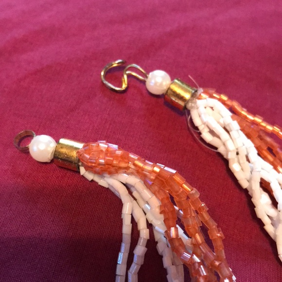 Orange and White beaded Necklace! (Brand new!) - Picture 5 of 5